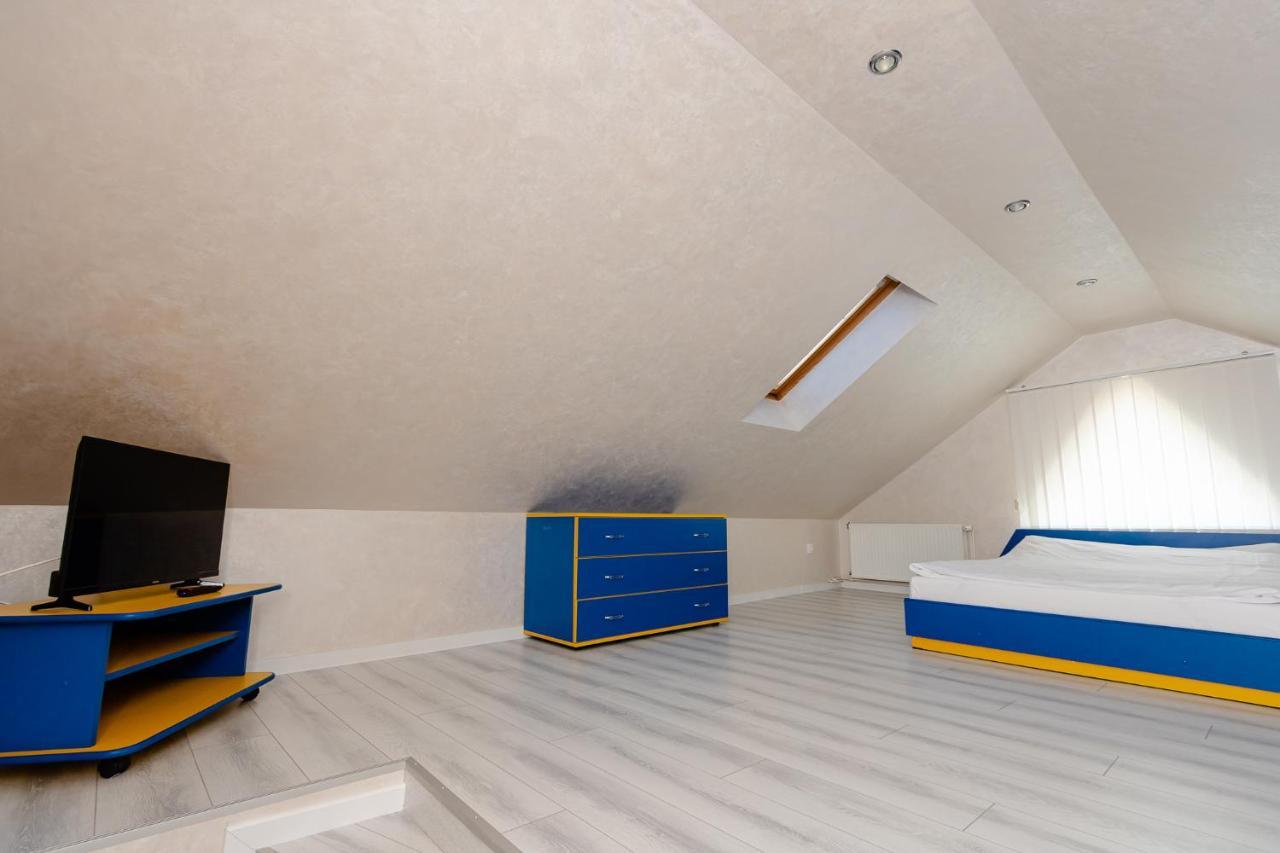 Vila Plaja Azur エフォリエ・ノルド エクステリア 写真