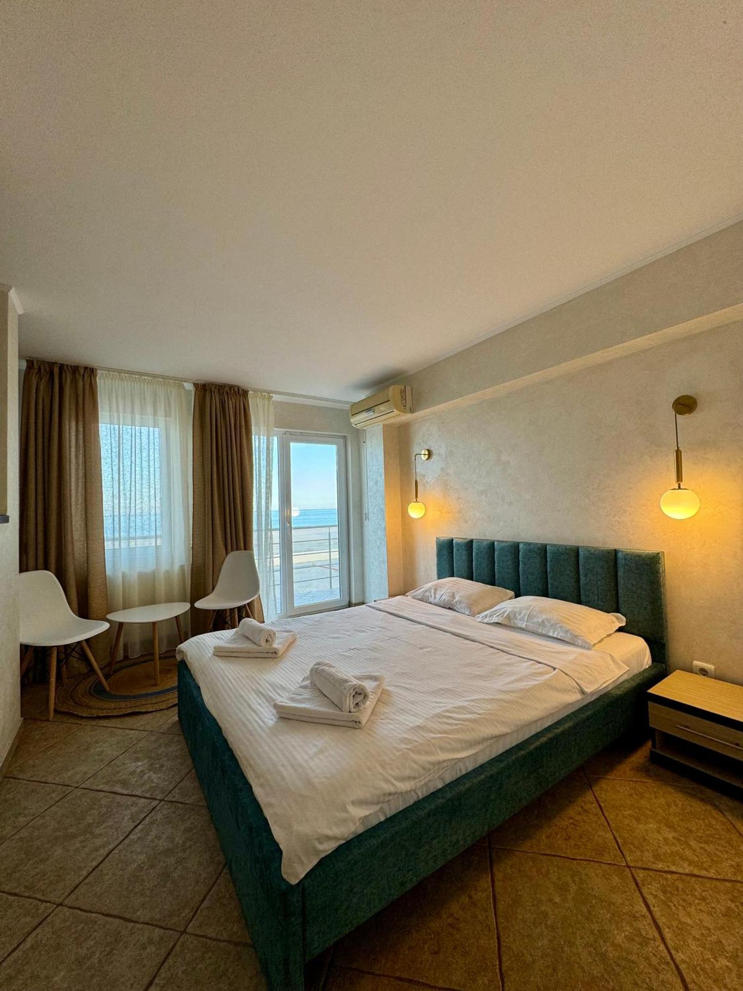 Vila Plaja Azur エフォリエ・ノルド エクステリア 写真